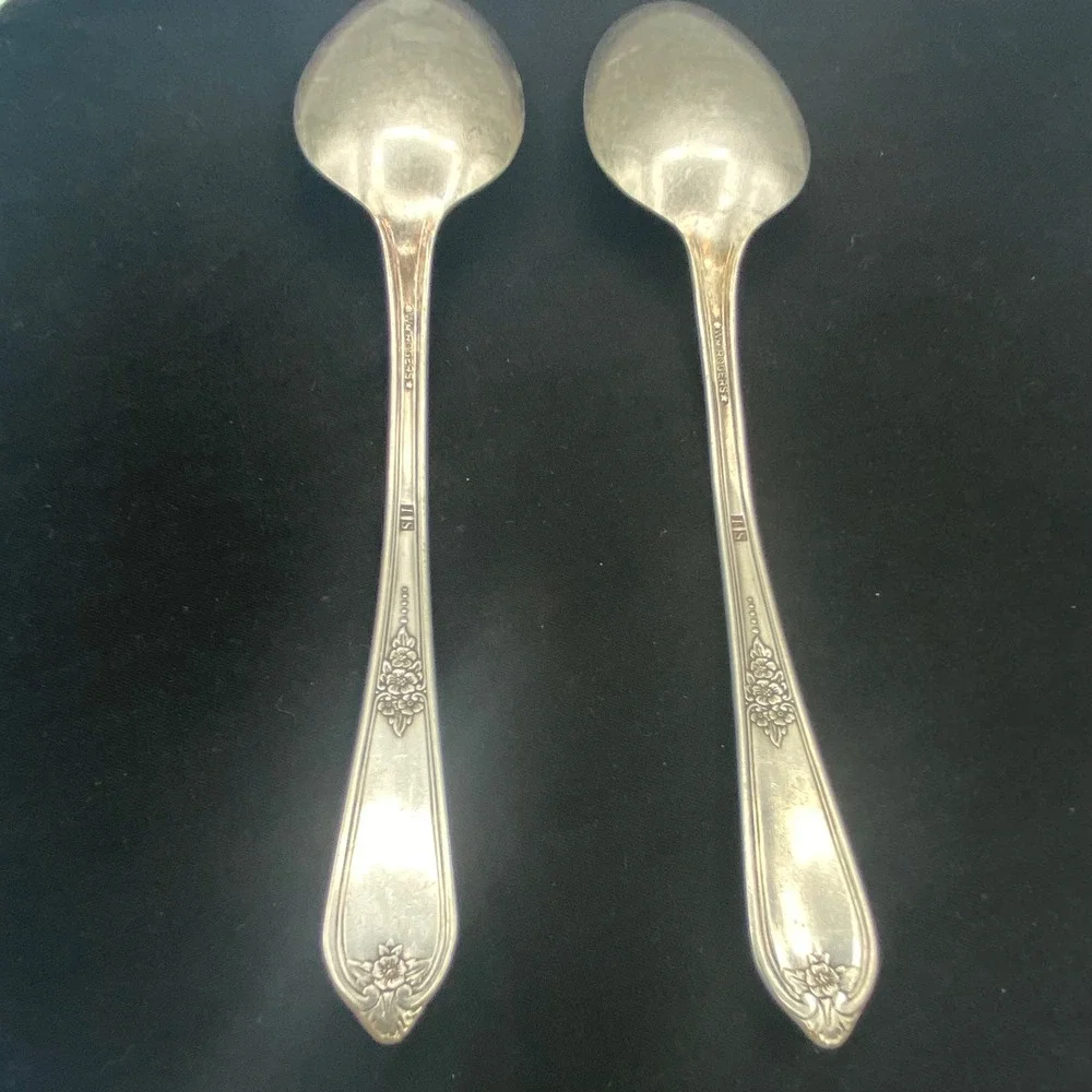 William Rogers IS Gardenia Silverplate Spoons Set of 2 Floral Art Deco 6